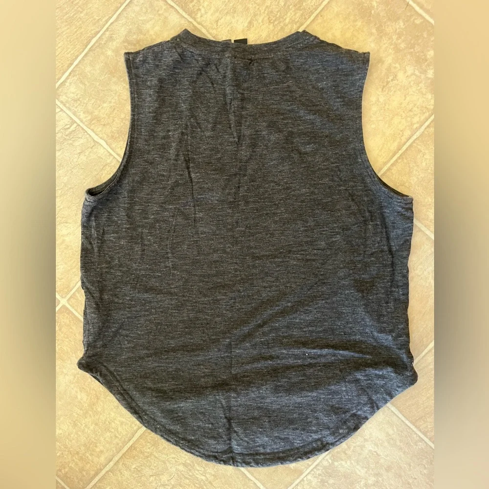 Adidas Tank - Picture 2 of 4
